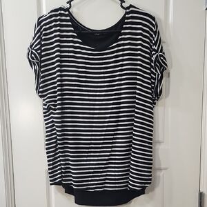 Apt. 9 Black and White Striped Short Sleeve Top